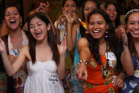 women-of-philippines-096